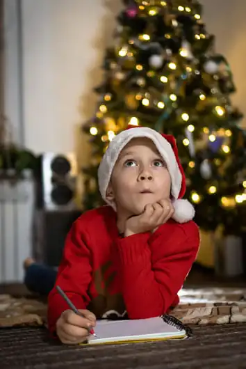 enfant écrire lettre noël